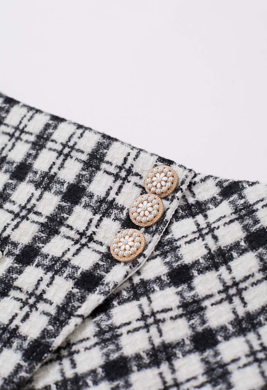 Patch Pocket Plaid Tweed Flap Skirt in Black