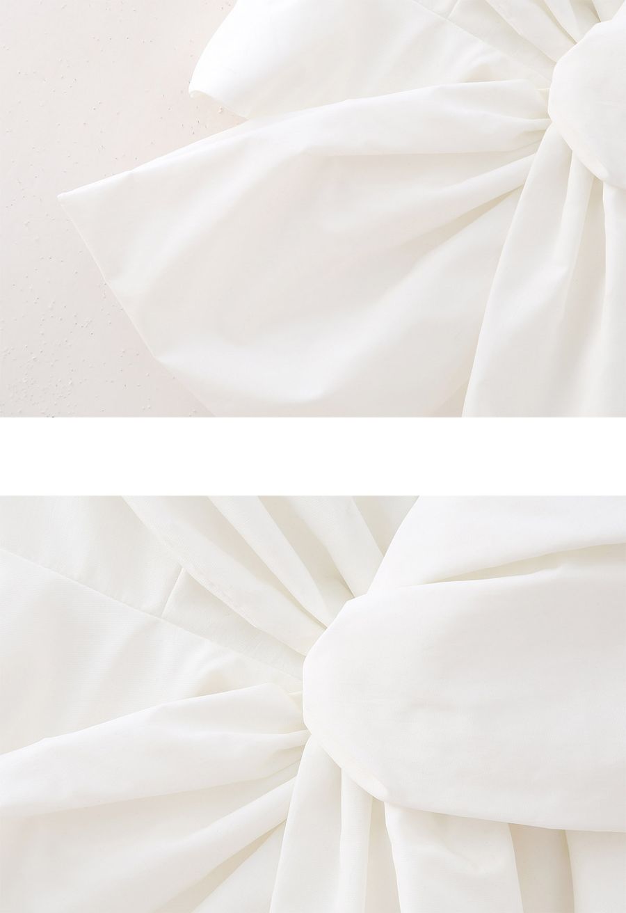 Striking Bowknot One Shoulder Crop Top in White