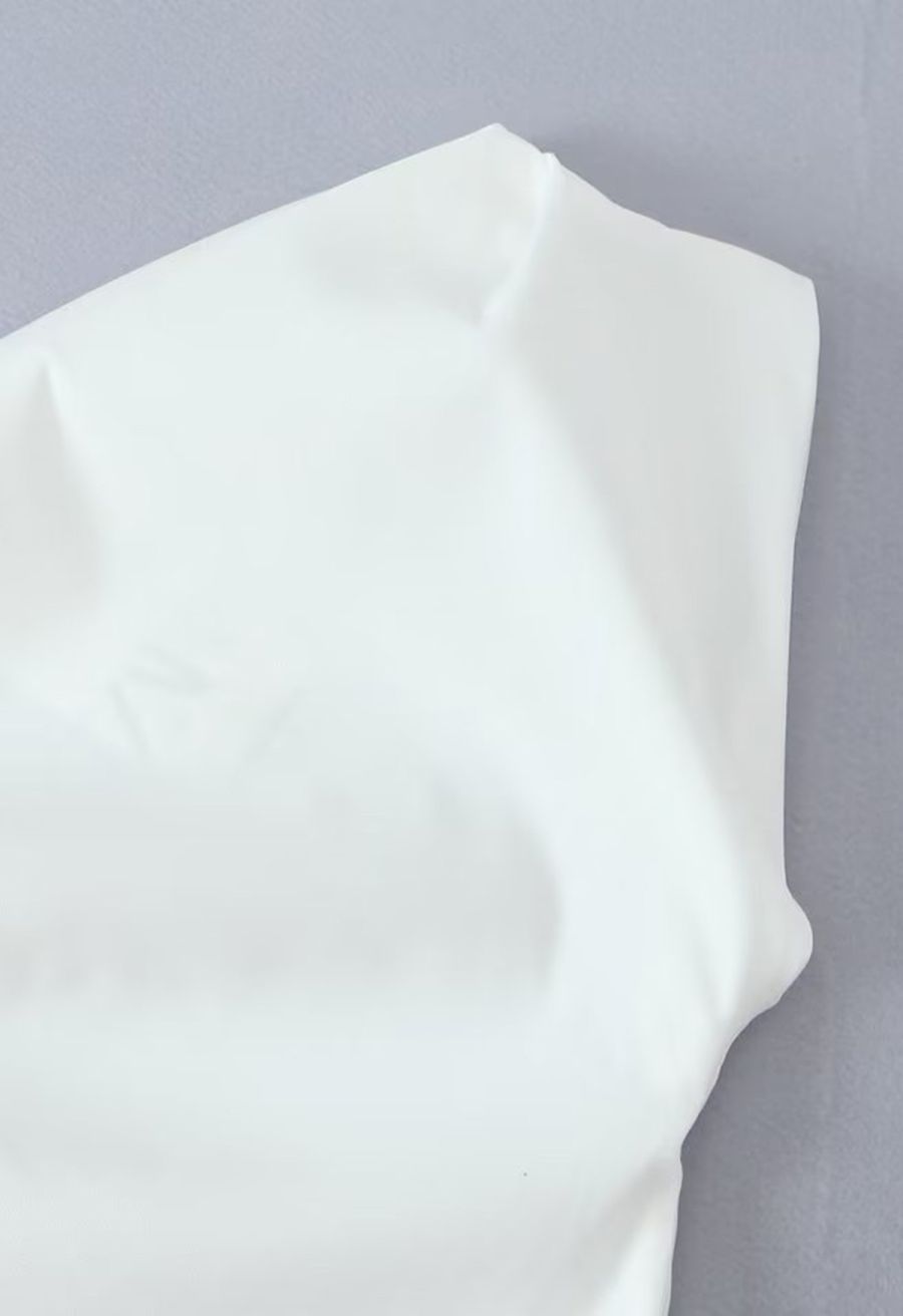 One-Shoulder Asymmetric Hem Top in White