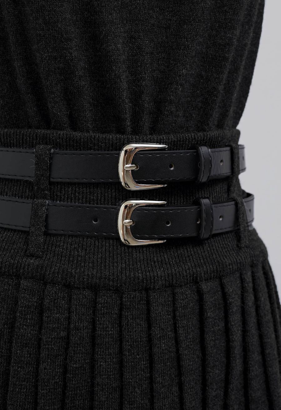 V-Neck Sleeveless Knit Top and Pleated Skirt Set in Black