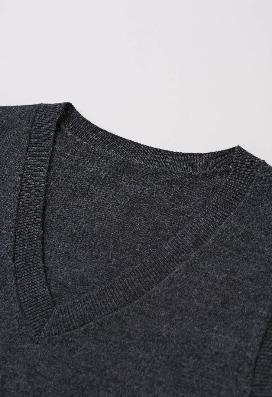 V-Neck Sleeveless Knit Top and Pleated Skirt Set in Smoke