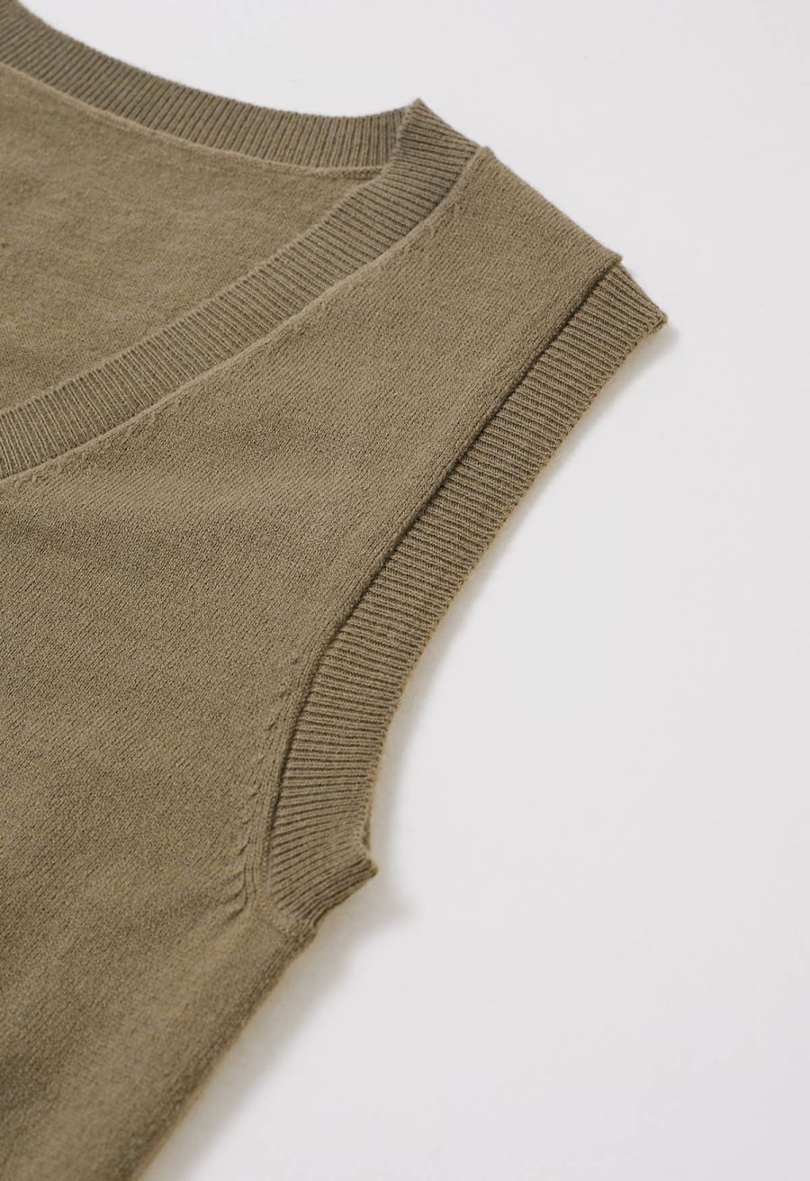 V-Neck Sleeveless Knit Top and Pleated Skirt Set in Khaki