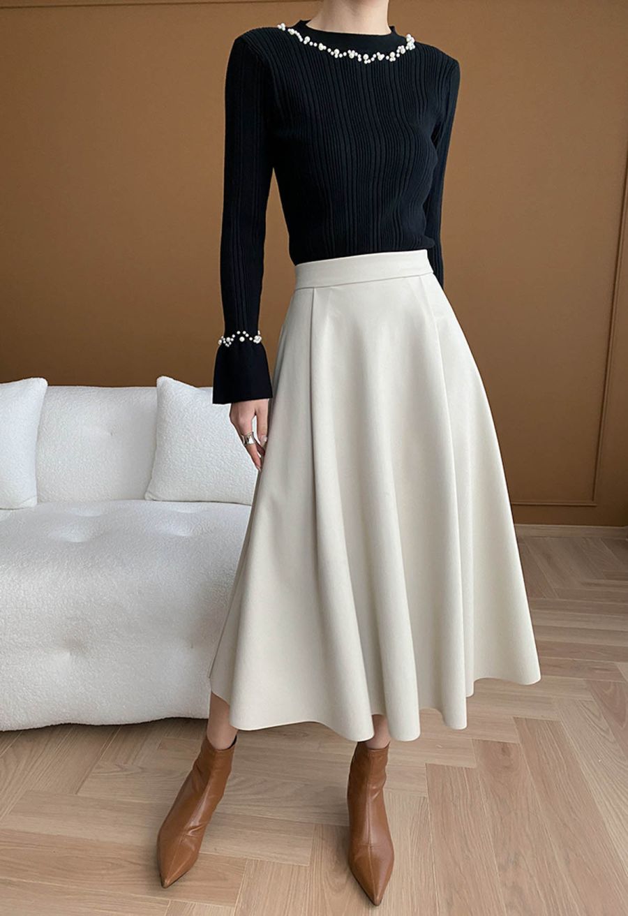 Pearl Adorned Flare Cuffs Ribbed Knit Top in Black