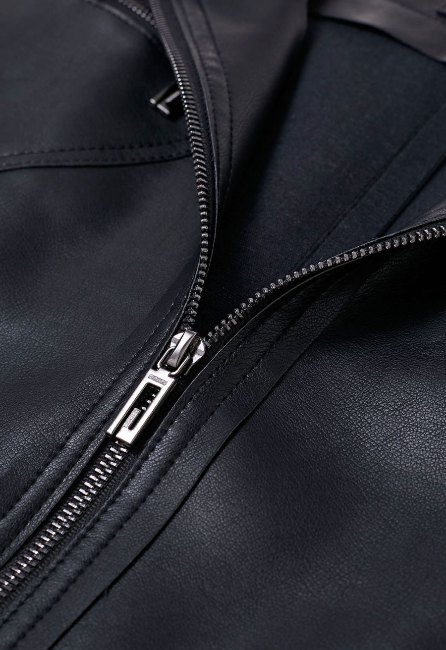 Zipper Faux Leather Mini Skirt in Black