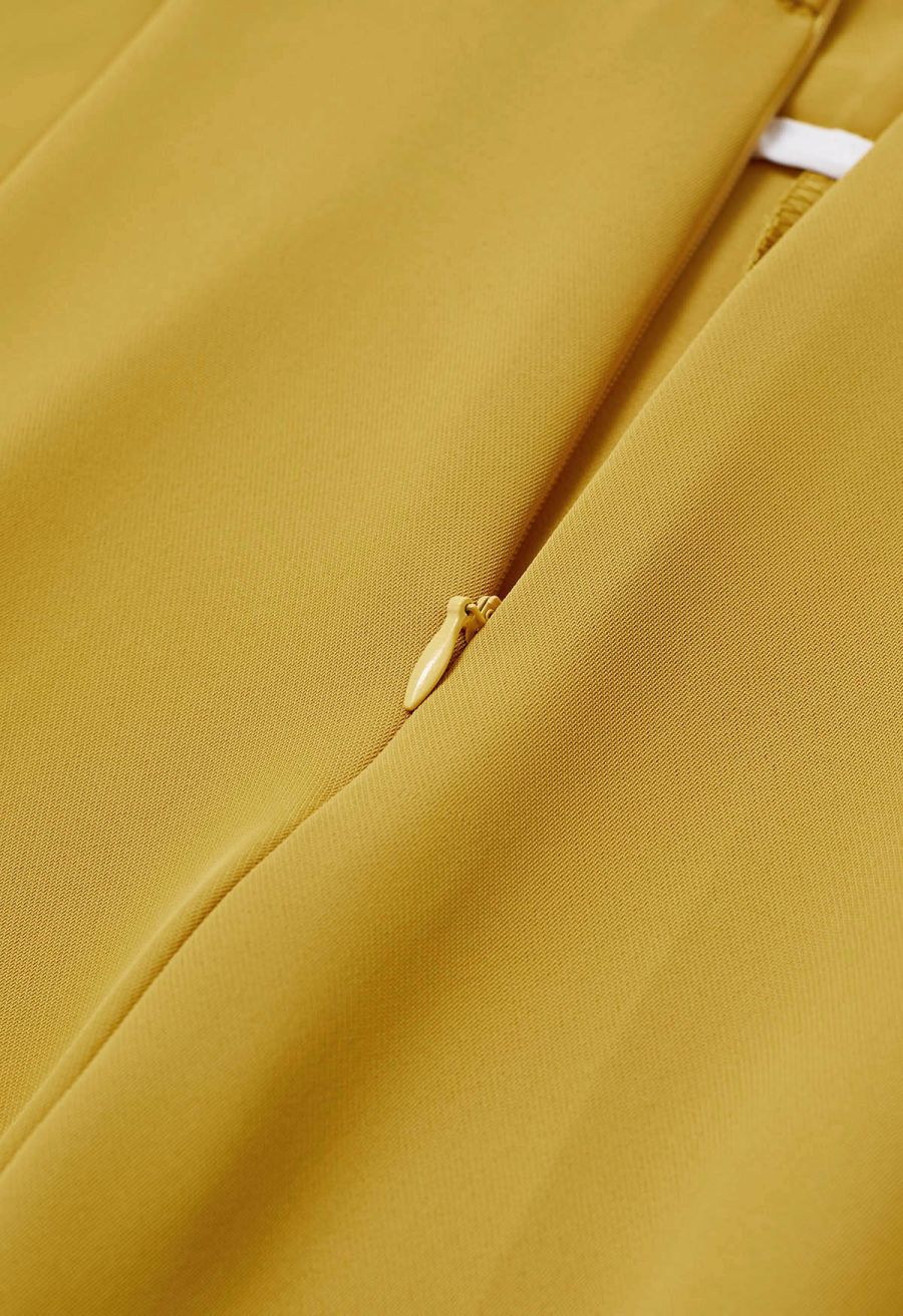 Pleated Waist Straight-Leg Pants in Yellow
