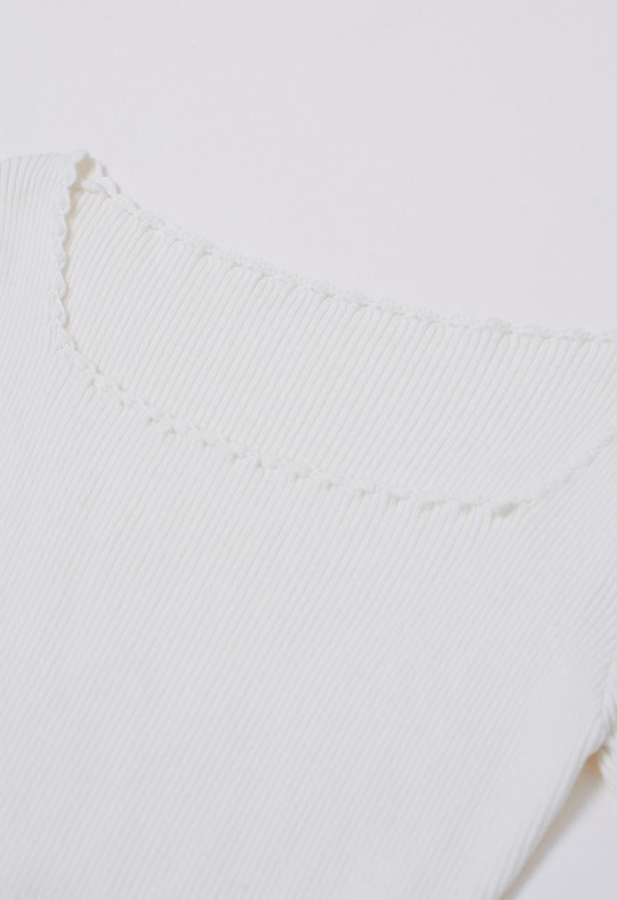 Scalloped Edge Square Neck Short Sleeve Knit Top in White
