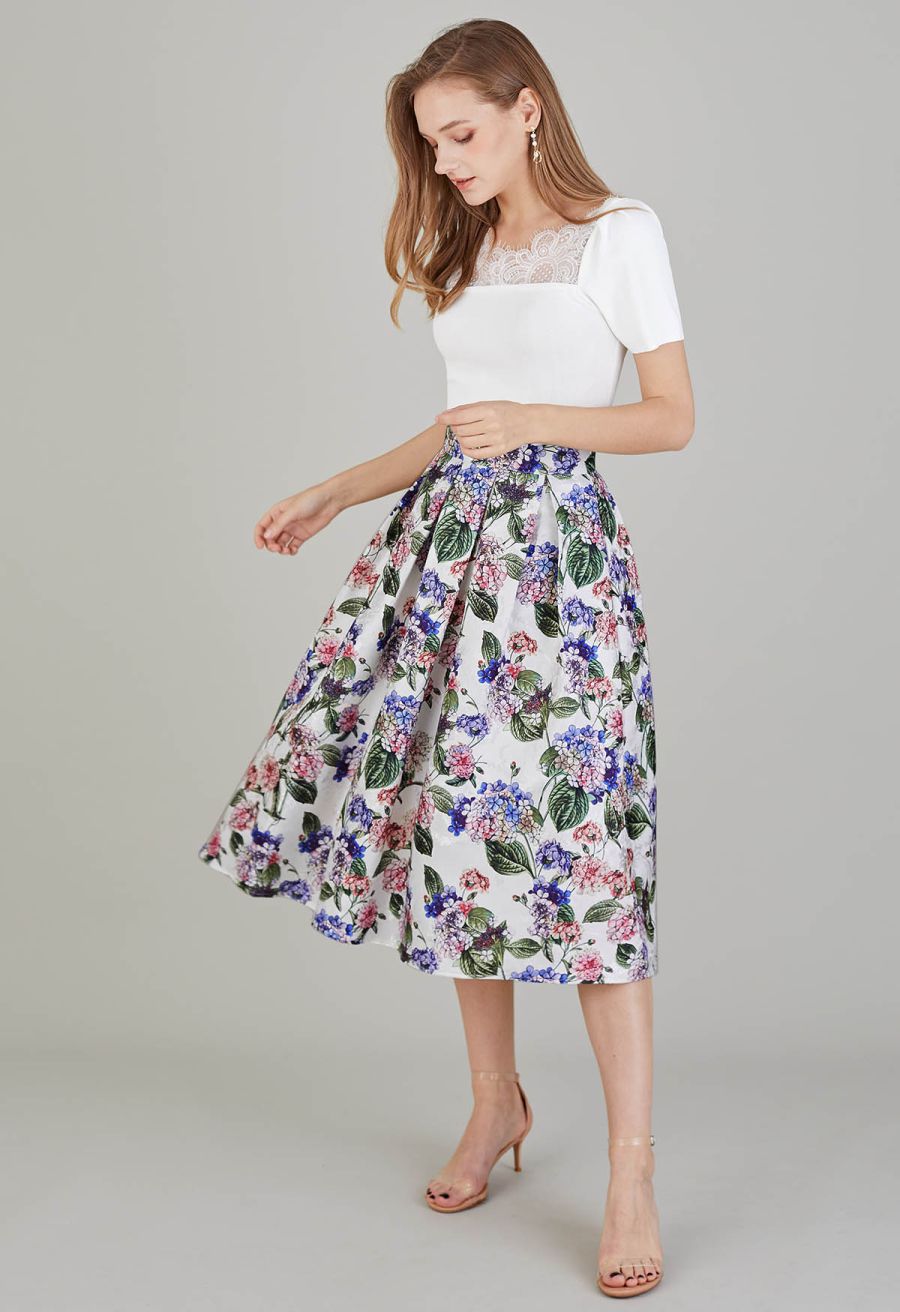 Watercolor Hydrangea Jacquard Pleated Midi Skirt
