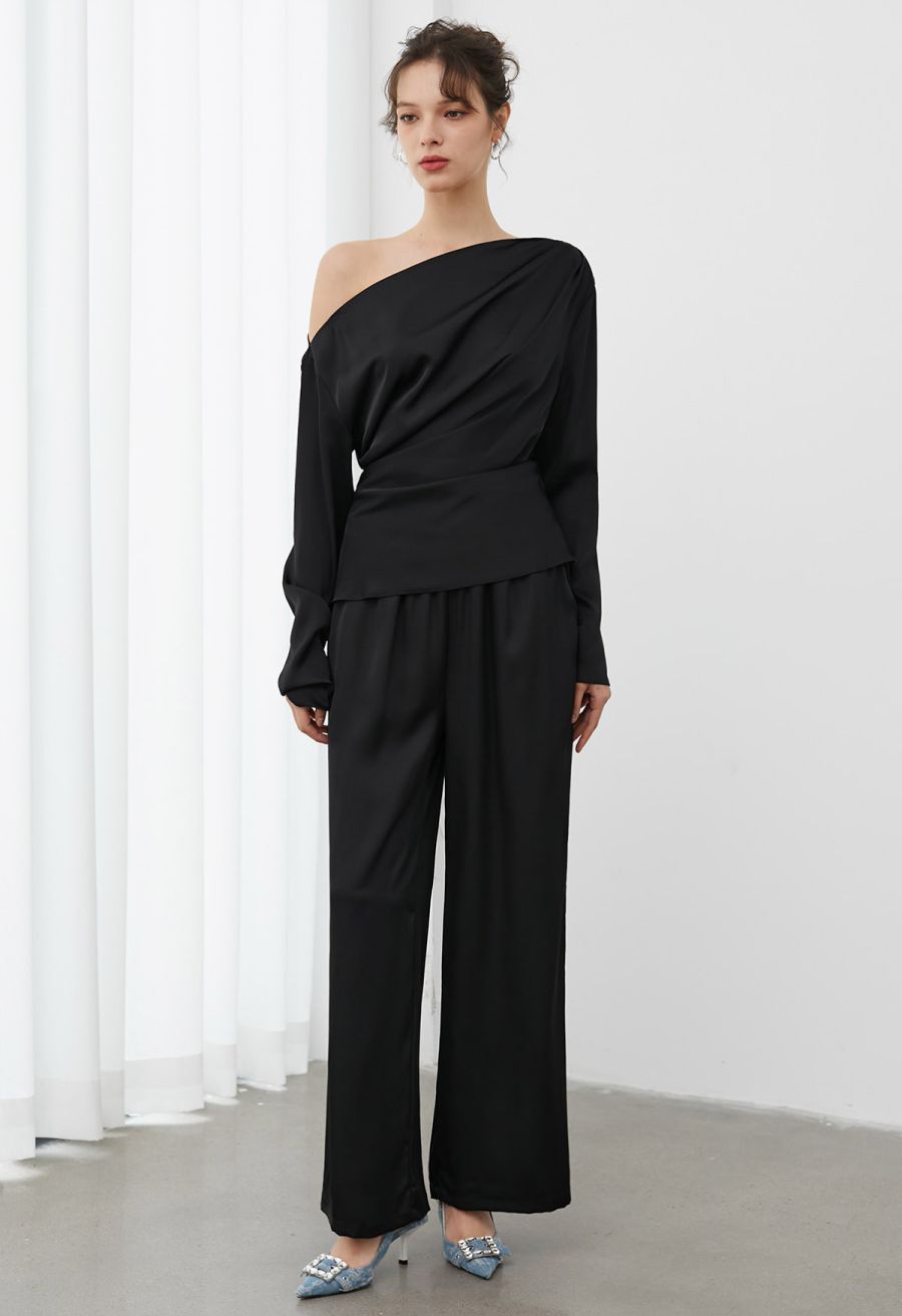 Satin Finish Pull-On Pants in Black