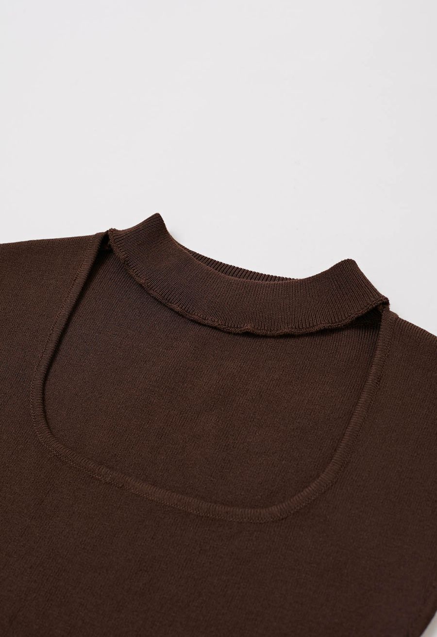 Choker Neck Cap Sleeve Knit Top in Brown