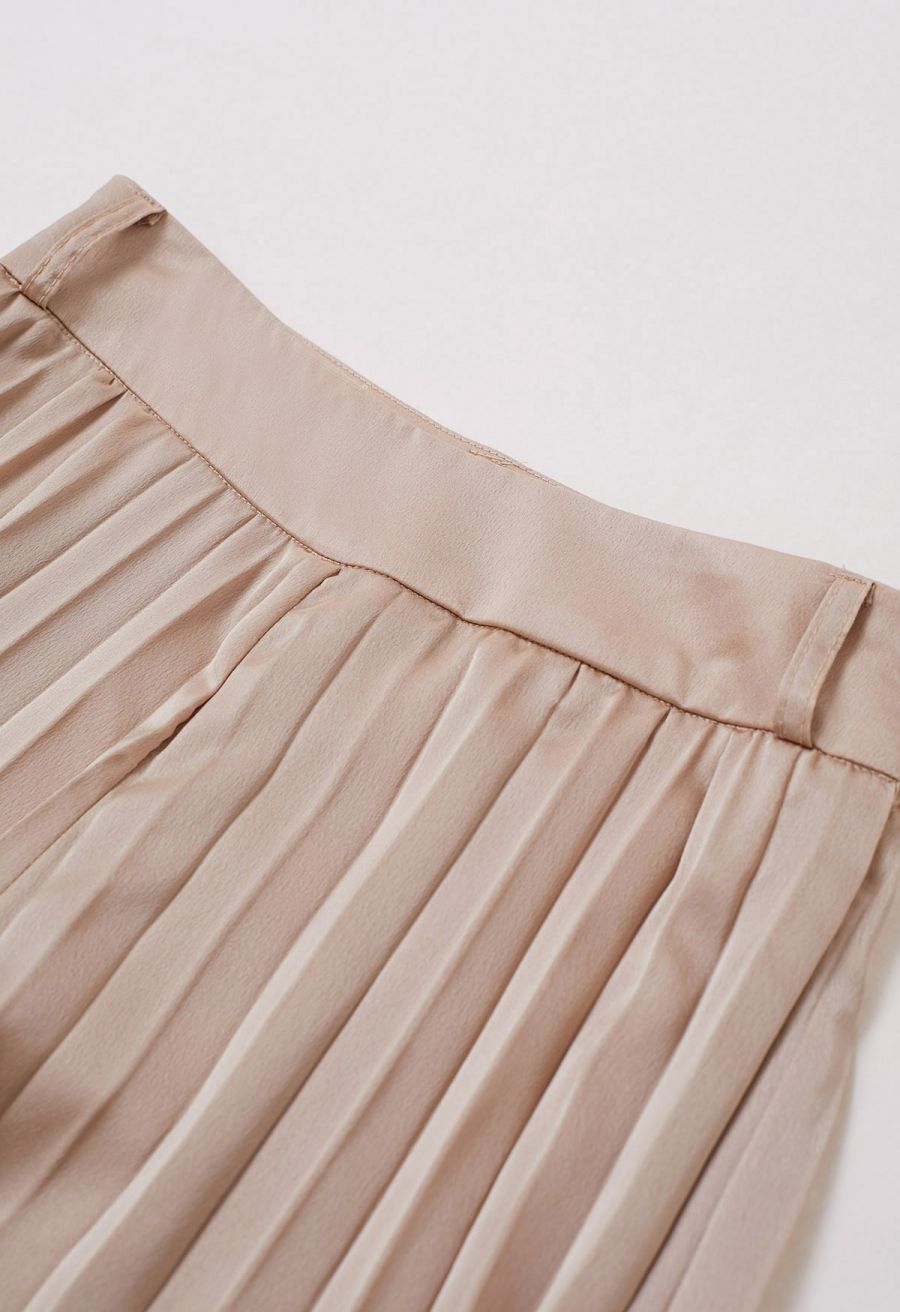 O-Ring Belt Pleated Wide-Leg Pants in Coral