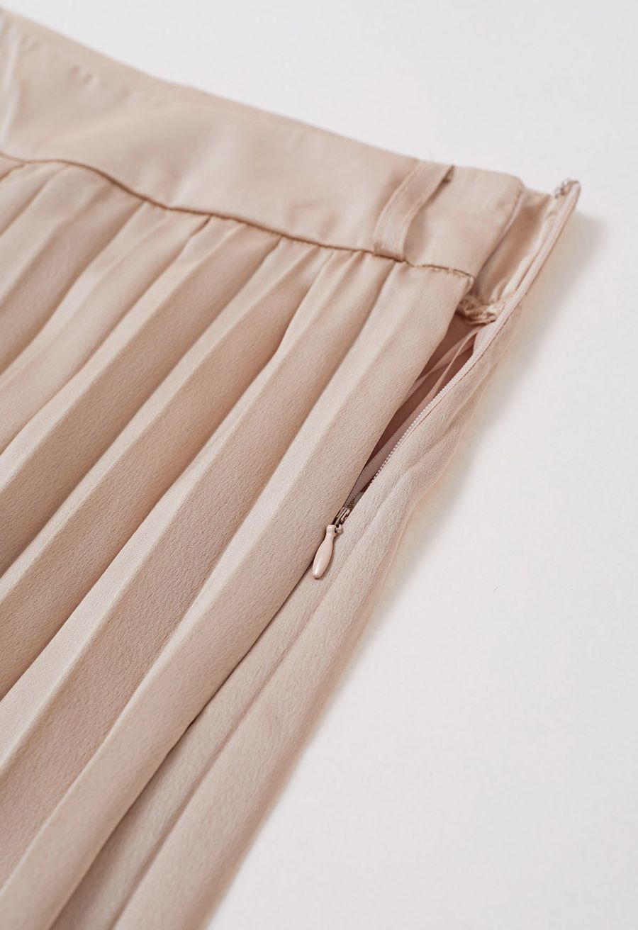 O-Ring Belt Pleated Wide-Leg Pants in Coral
