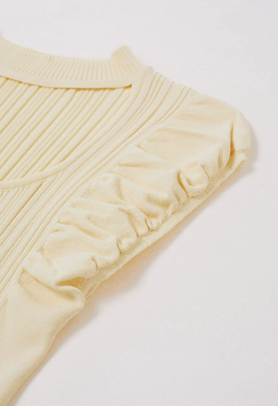 Choker Neck Ruched Cap Sleeves Knit Top in Light Yellow