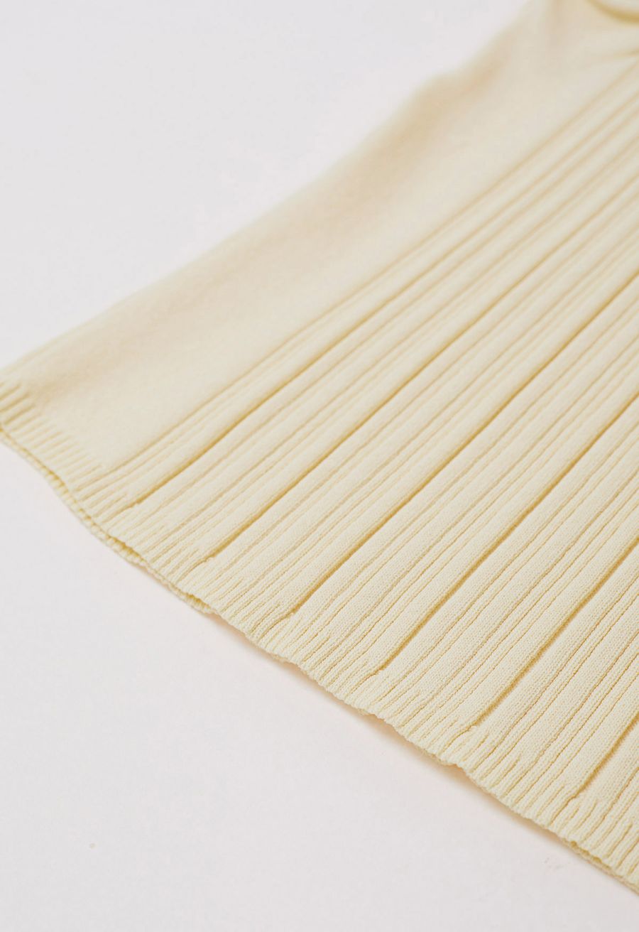 Choker Neck Ruched Cap Sleeves Knit Top in Light Yellow