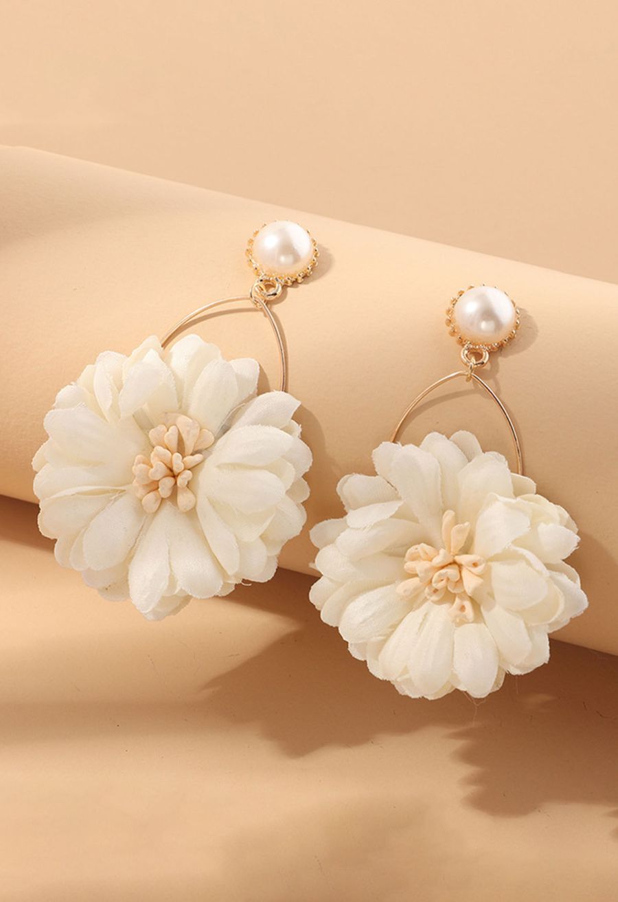 Captivating Blossom Pearl Earrings in Cream