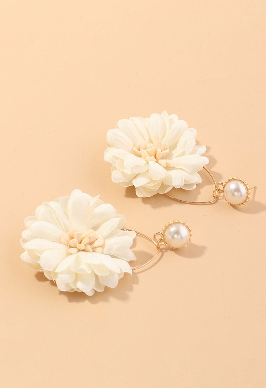 Captivating Blossom Pearl Earrings in Cream