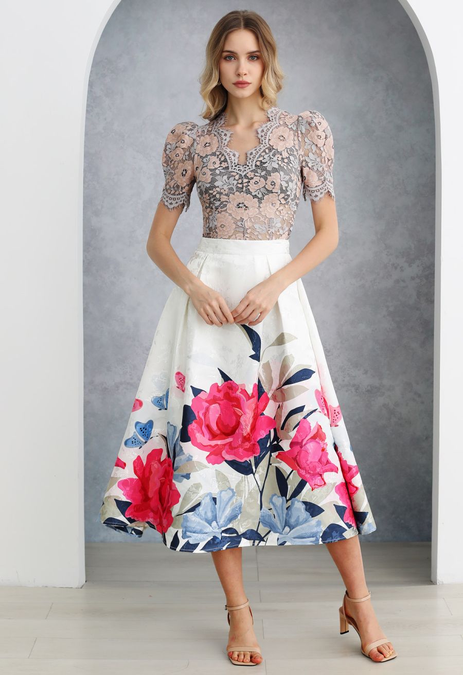 Blossom Lace Puff Sleeve V-Neck Crop Top in Nude Pink