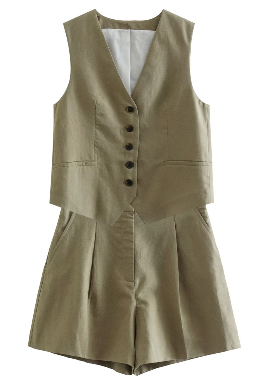 Side Pocket Pleated Linen-Blend Shorts in Moss Green