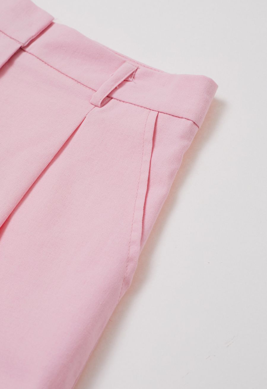 Side Pocket Pleated Linen-Blend Shorts in Pink