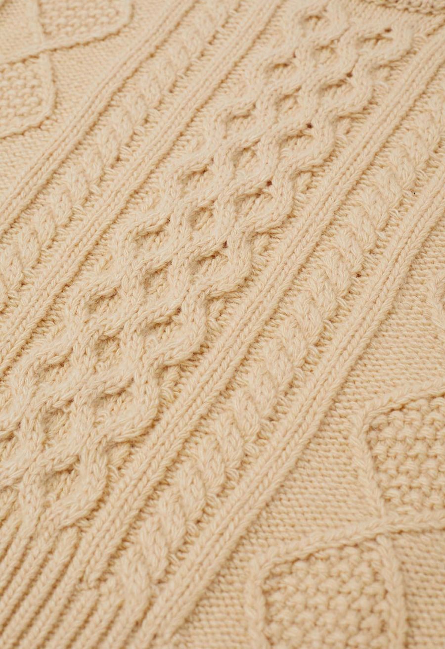 Hug-Me Cable Knit Crewneck Sweater in Light Yellow