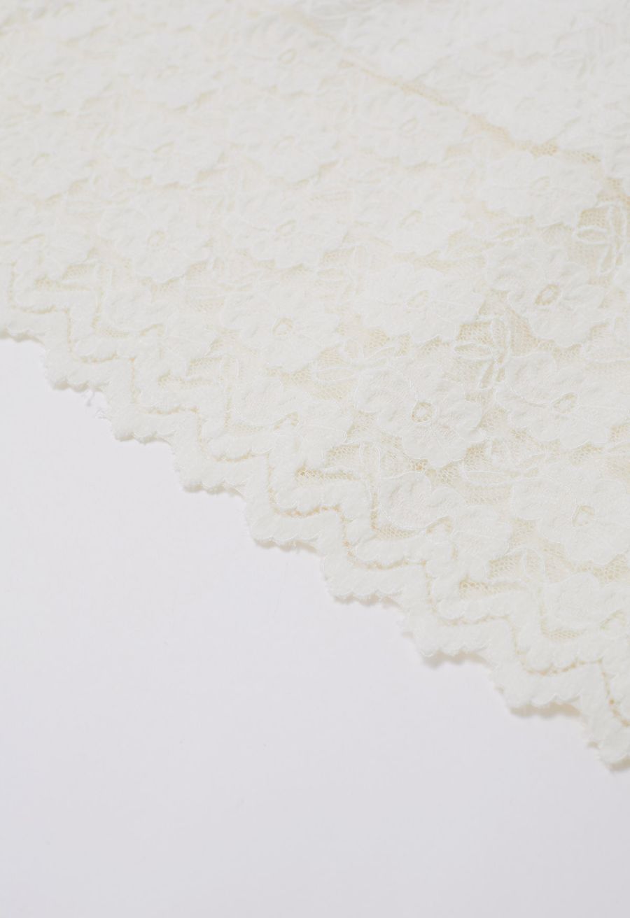 Full Floral Lace Scalloped Hem Maxi Skirt in Cream