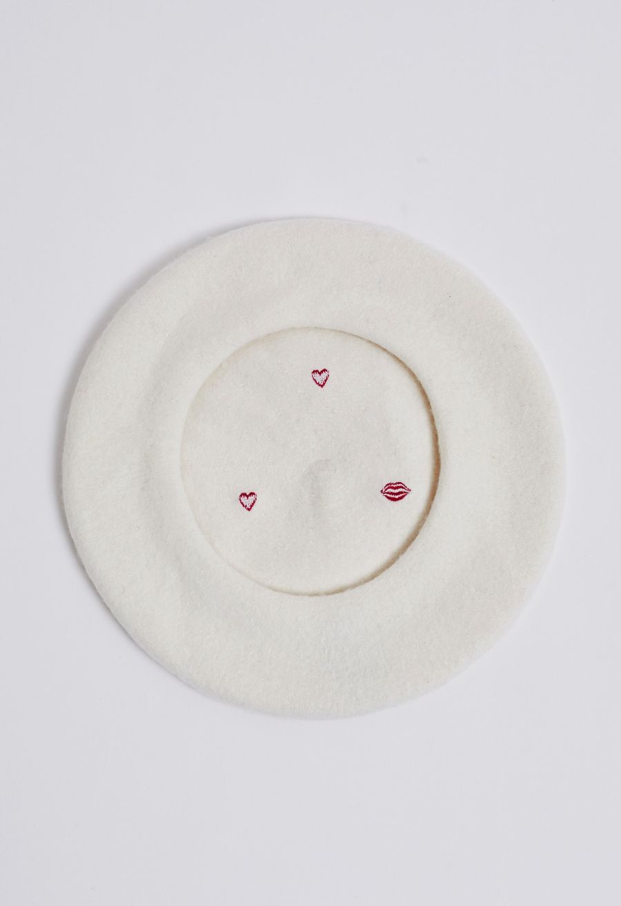 Lips and Hearts Wool-Blend Beret in White