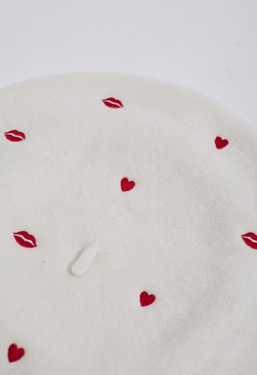 Lips and Hearts Wool-Blend Beret in White