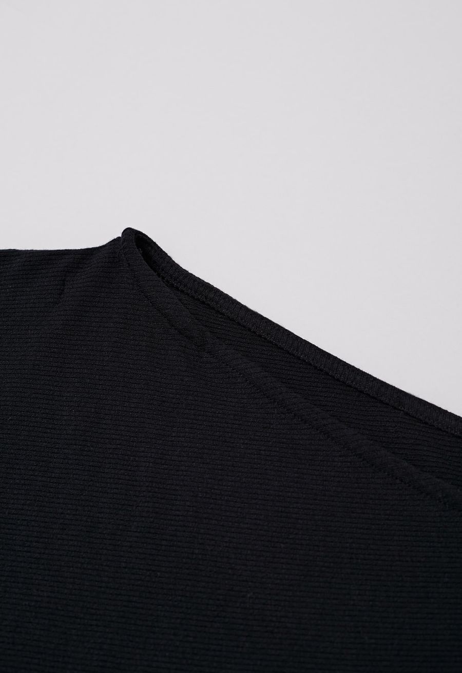 One-Shoulder Asymmetric Top in Black