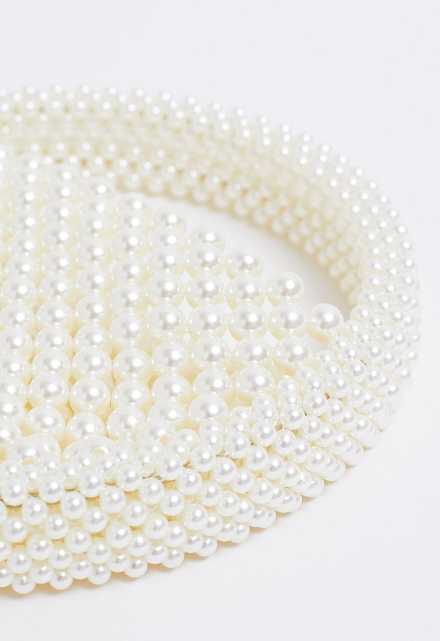 Handmade Pearl Beaded Circle Clutch
