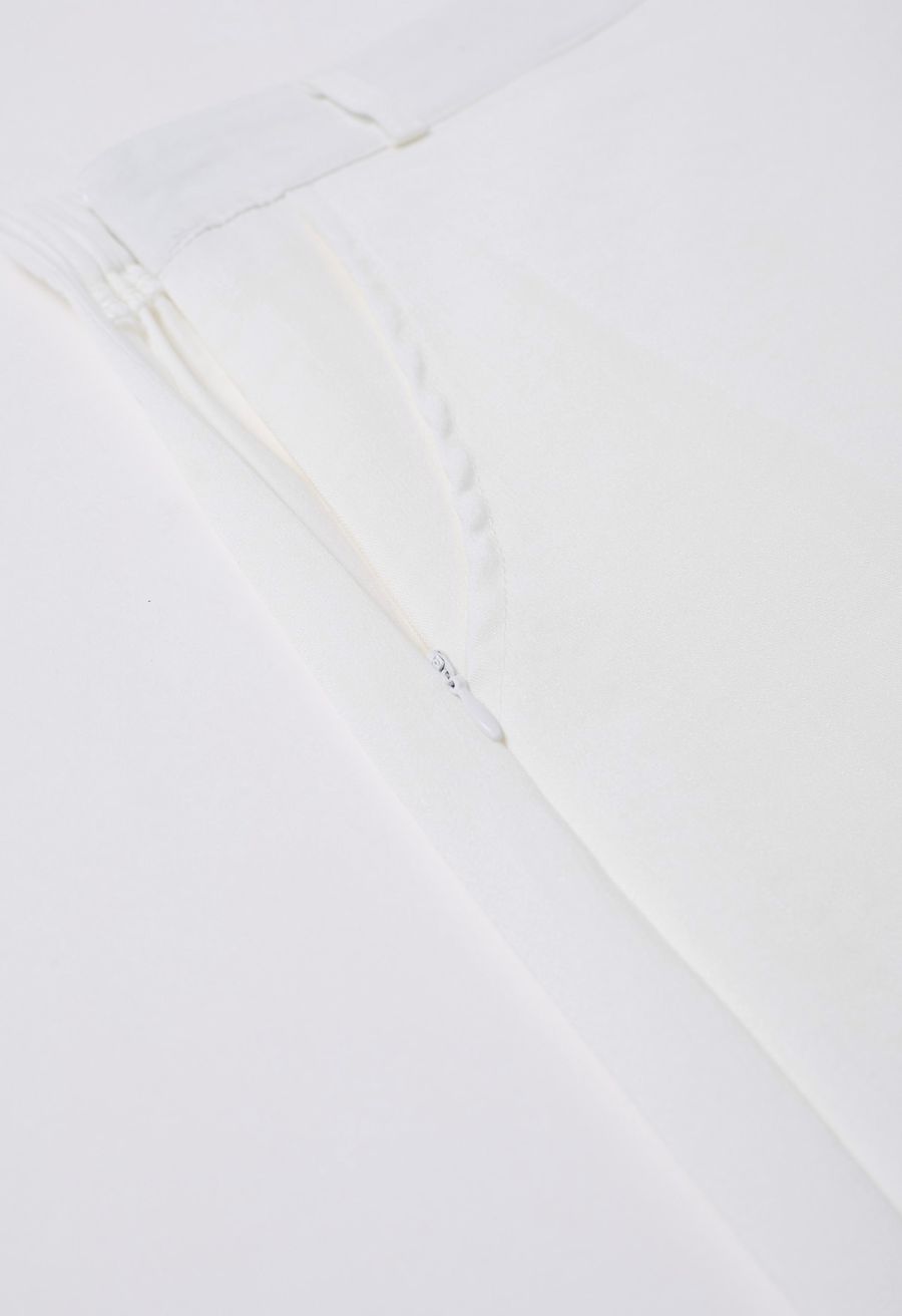 Modern Iconic Flap Pleated A-Line Maxi Skirt in White