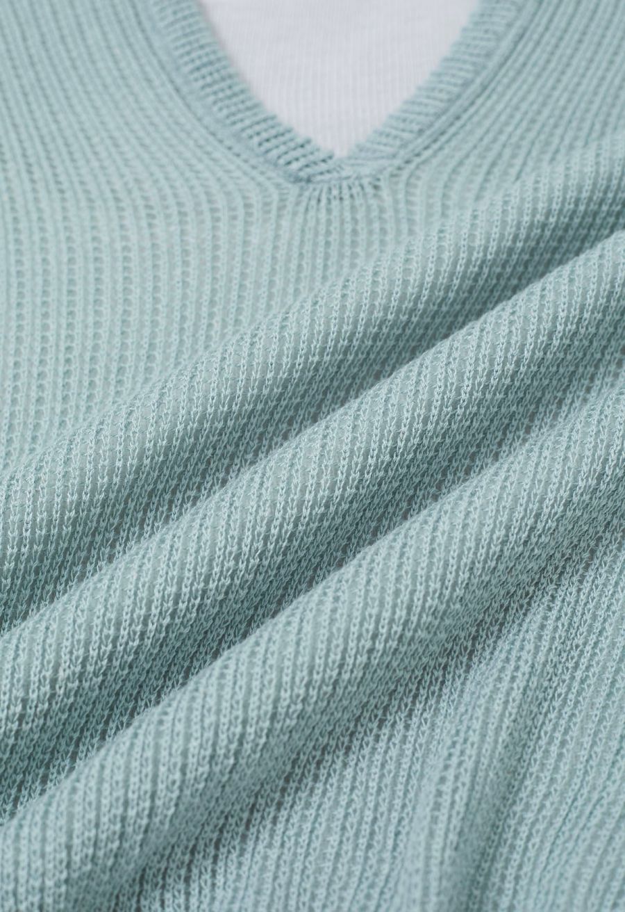 Fake Two-Piece Collared Eyelet Knit Top in Teal