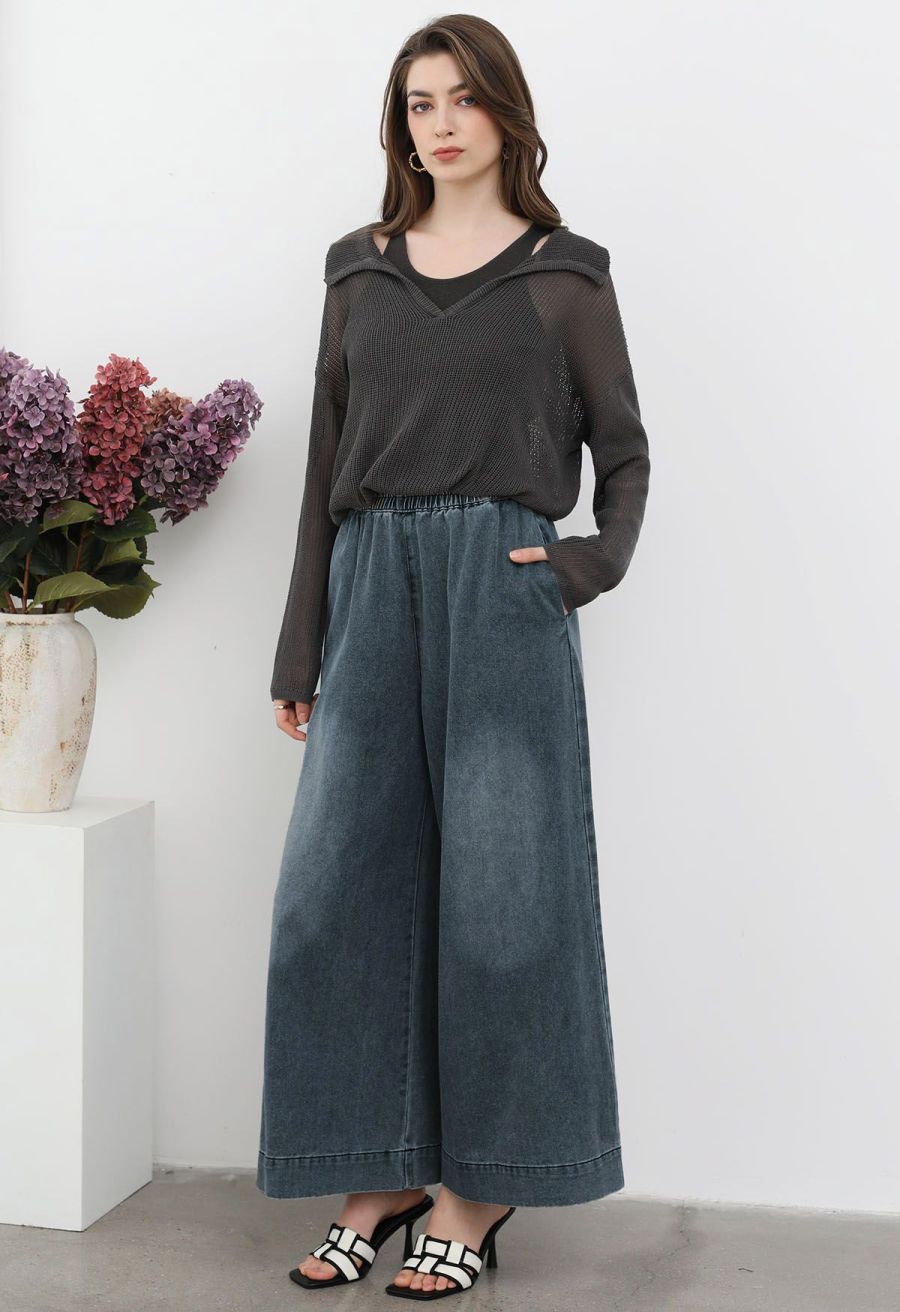 Sleek Proposition Elastic Waist Wide-Leg Jeans in Blue