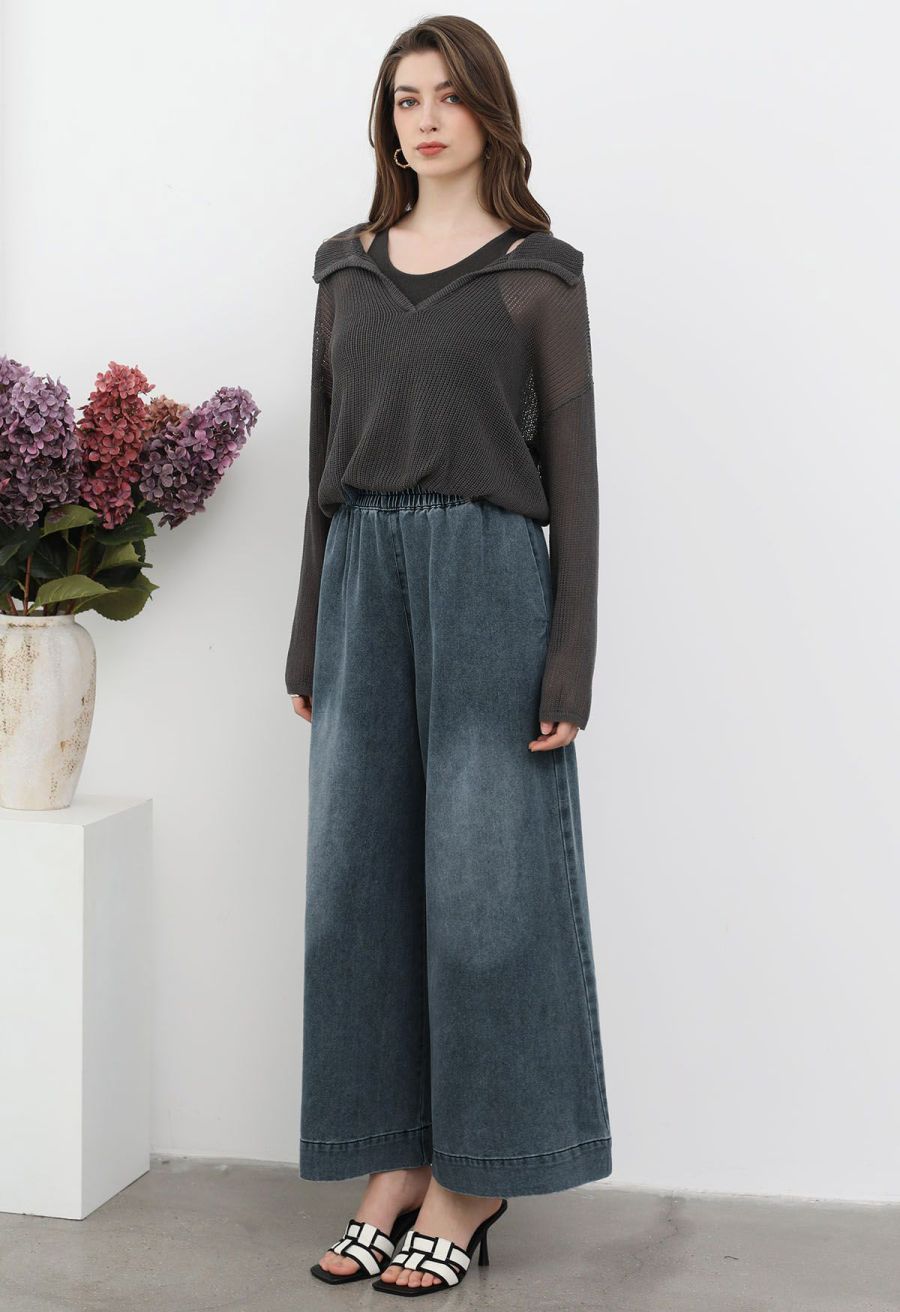 Sleek Proposition Elastic Waist Wide-Leg Jeans in Blue