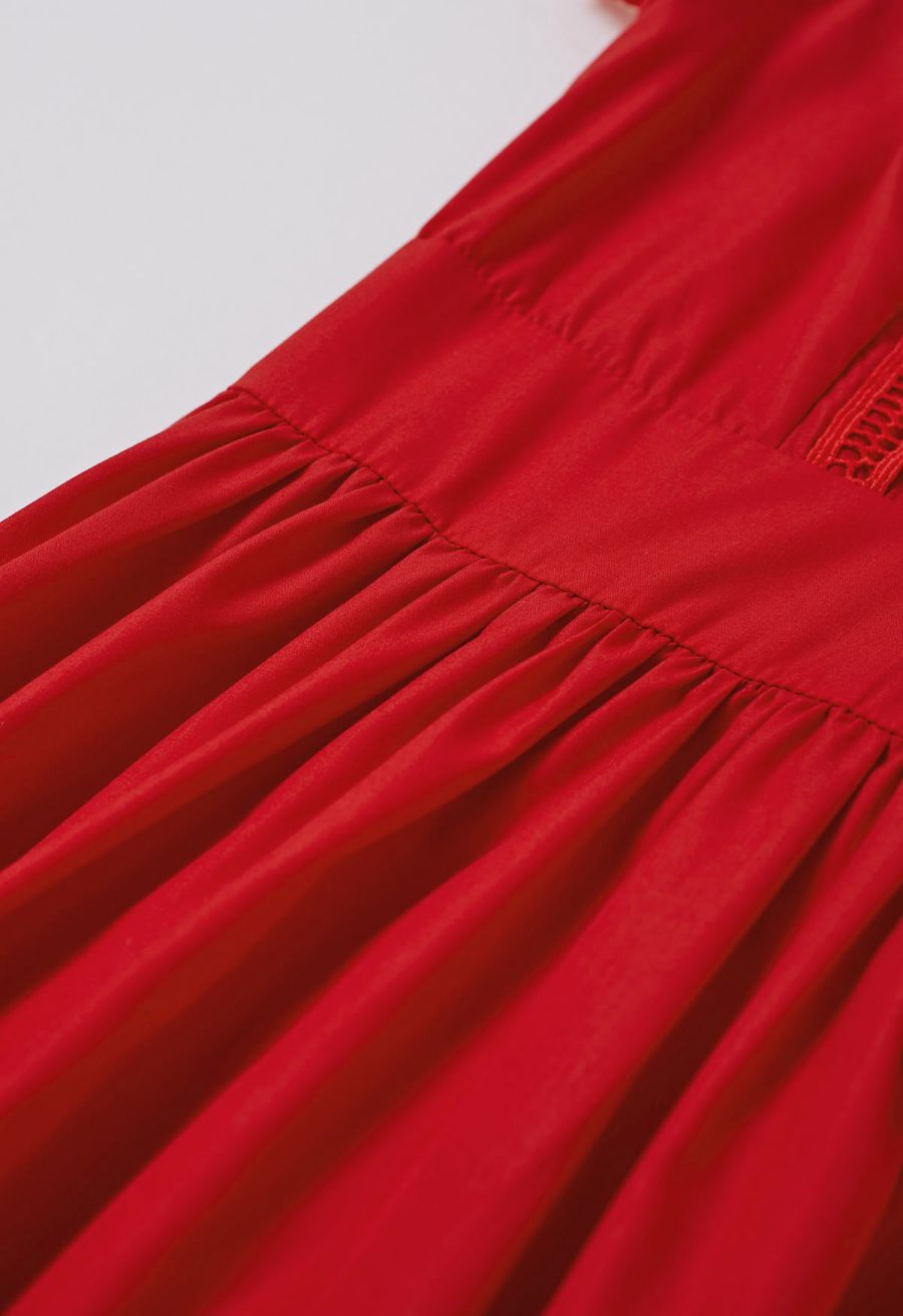 V-Neck Lace Panelled Sleeveless Maxi Dress in Red