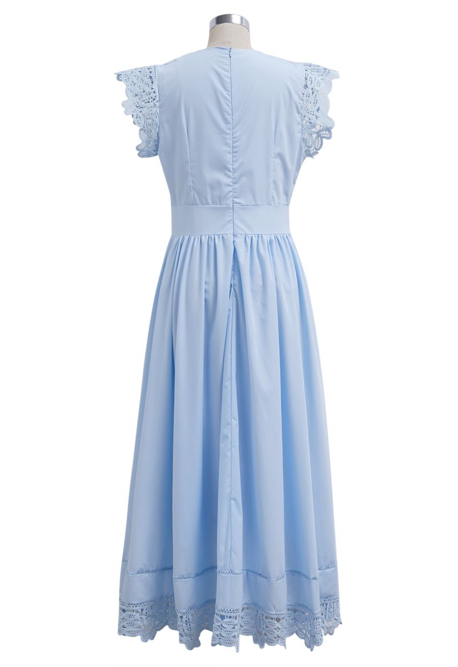V-Neck Lace Panelled Sleeveless Maxi Dress in Baby Blue
