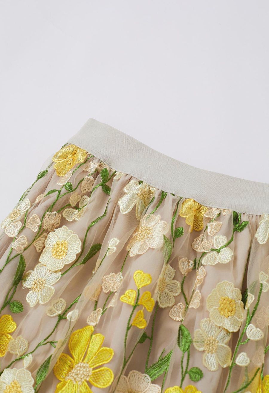 3D Floral Applique Mesh Tulle Maxi Skirt in Yellow