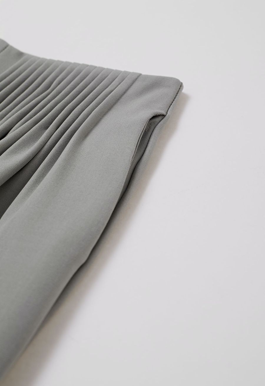 Accordion Pleats Waist Wide-Leg Pants in Grey