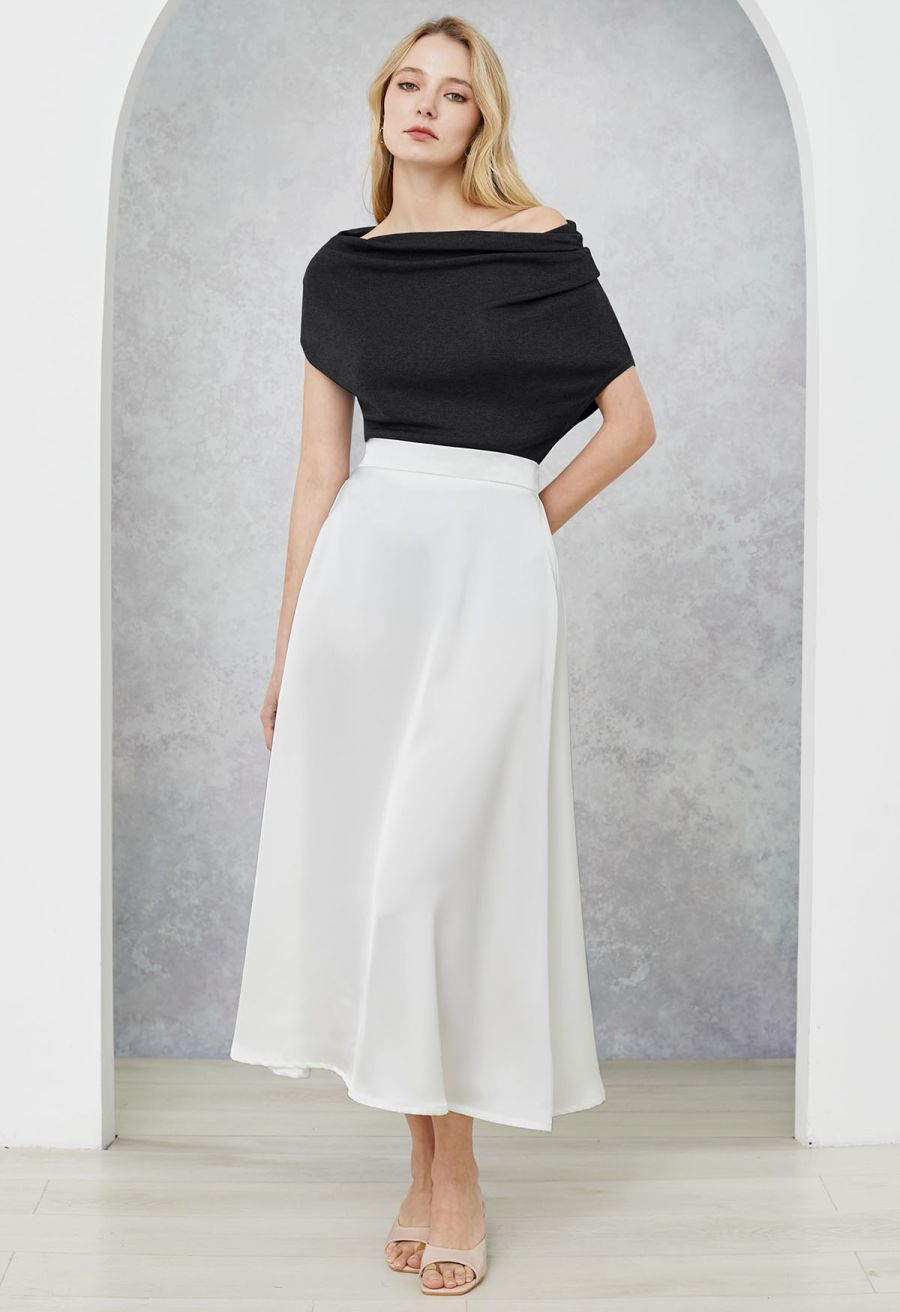 Short Sleeve Asymmetrical Knit Top in Black