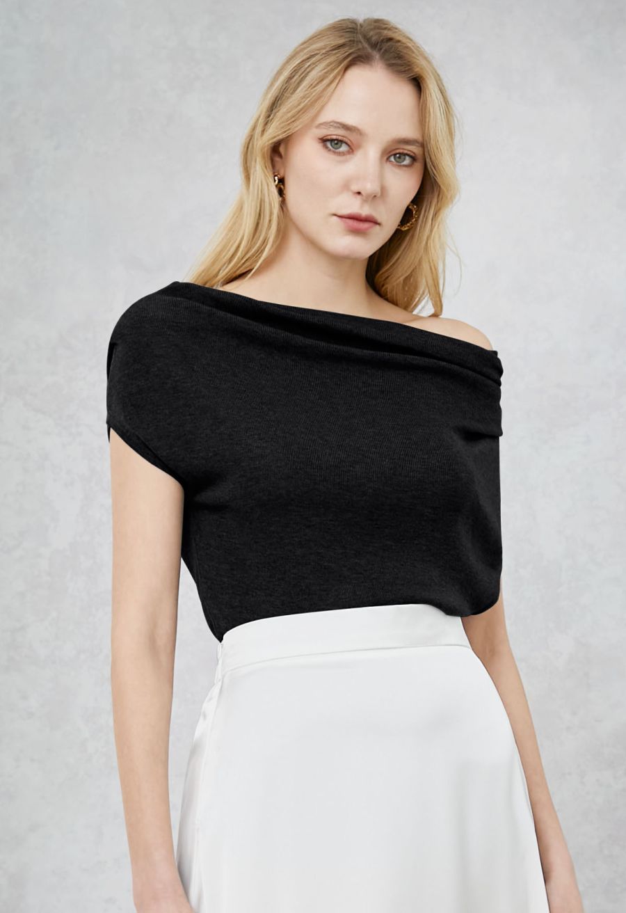 Short Sleeve Asymmetrical Knit Top in Black