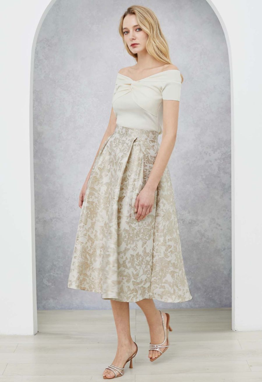 Twisted Off-Shoulder Short Sleeve Cropped Knit Top in Cream