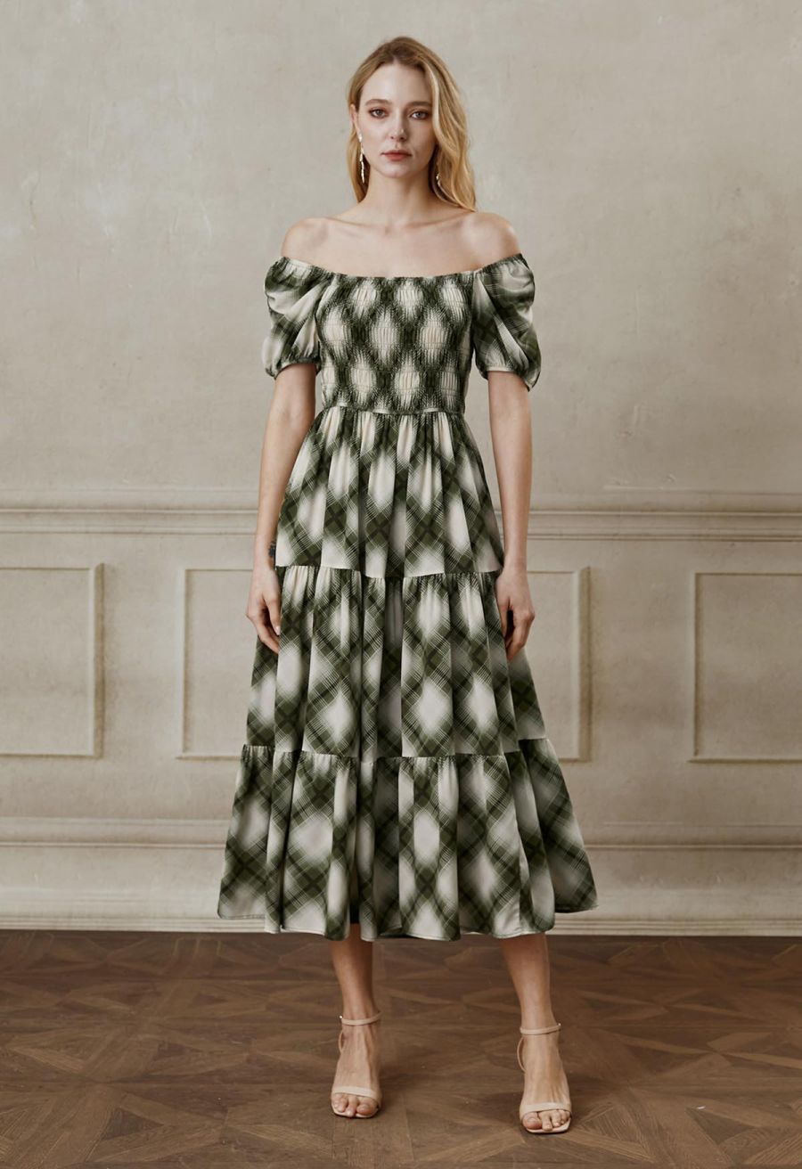 Green Diamond Printed Bubble Short Sleeve Frilling Dress