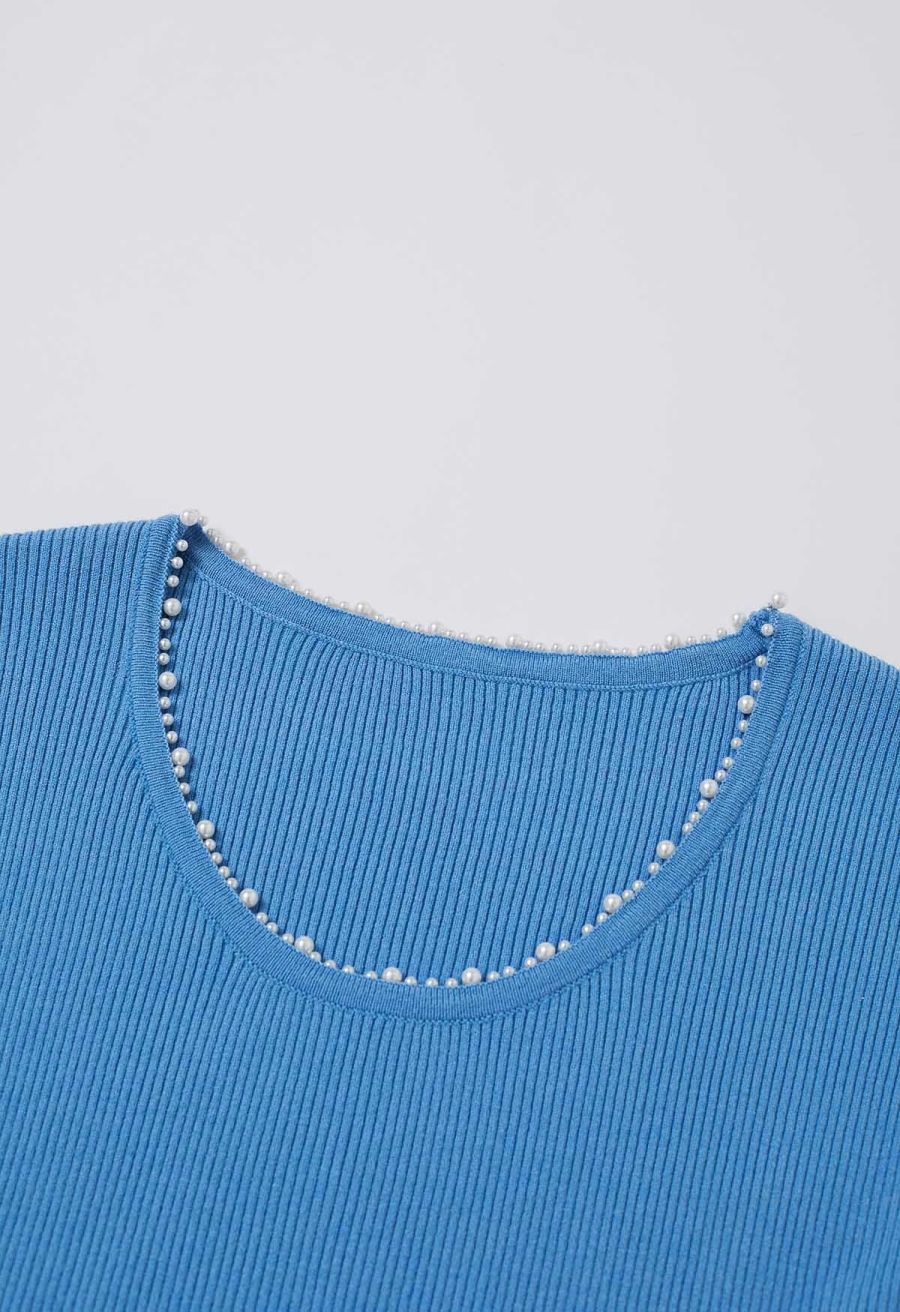 Pearl Trim Round Neck Short Sleeve Knit Top in Blue
