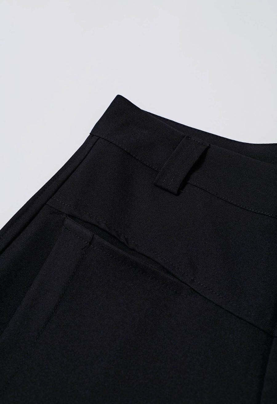 Front Welt Pockets Wide-Leg Pants in Black