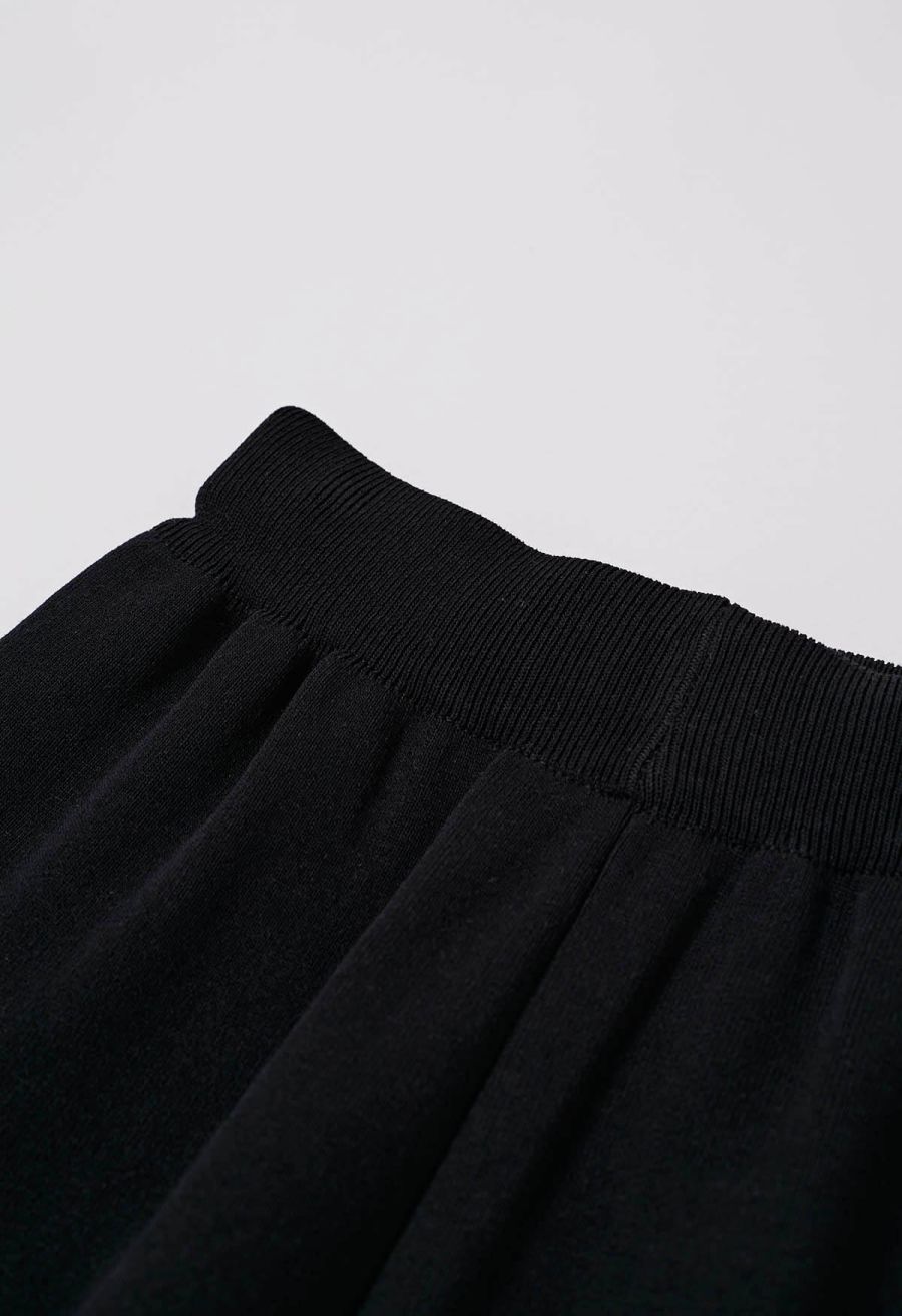 Striped Mock Neck Cap Sleeve Knit Top and Pants Set in Black