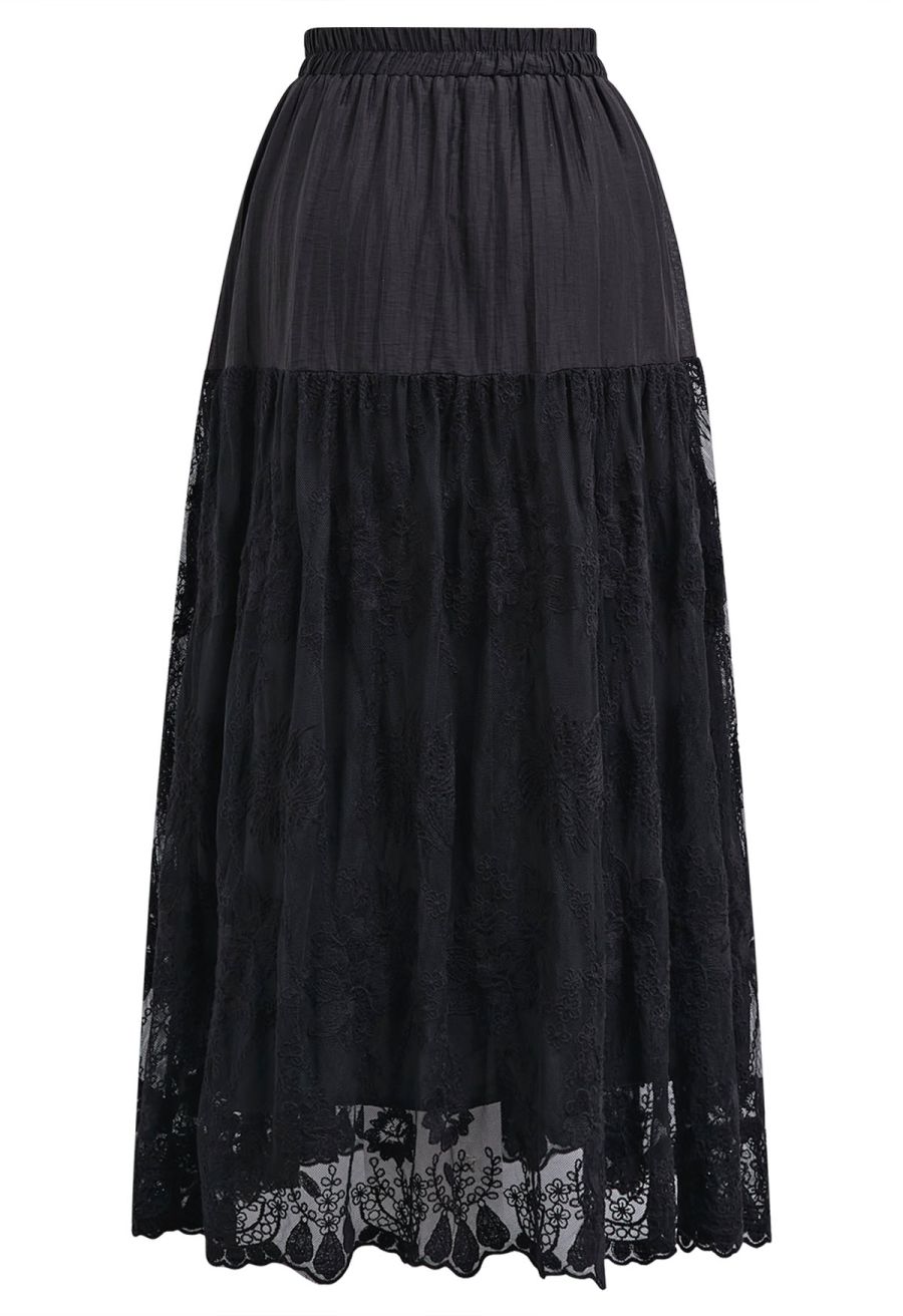 Floral Lace Spliced Elastic Waist Midi Skirt in Black