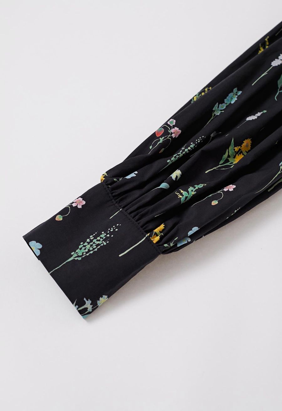 Botanical Garden Self-Tie Wrap Crop Shirt in Black