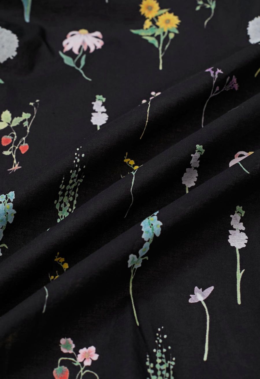 Botanical Garden Self-Tie Wrap Crop Shirt in Black