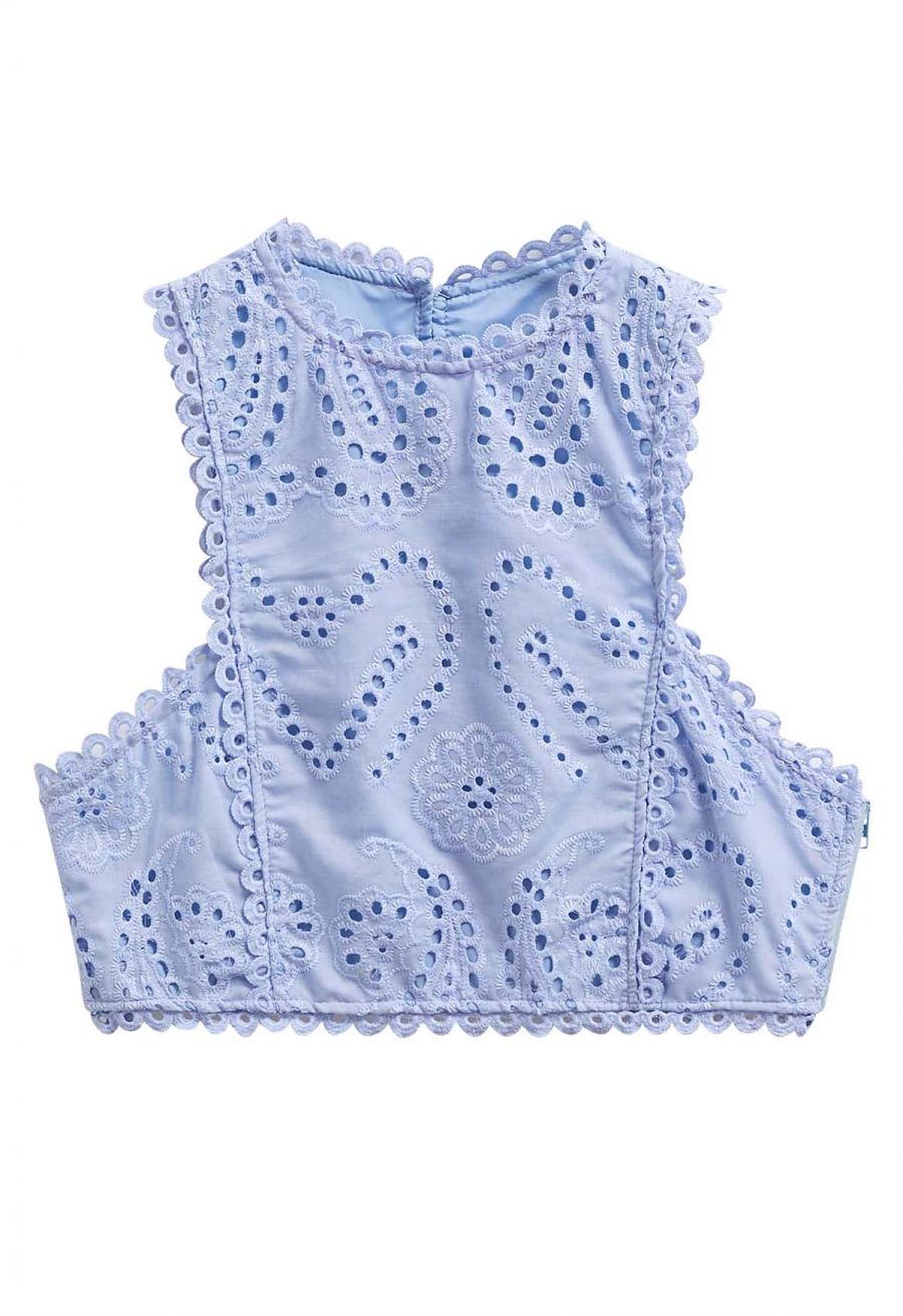 Paisley Eyelet Embroidery Sleeveless Crop Top in Lavender