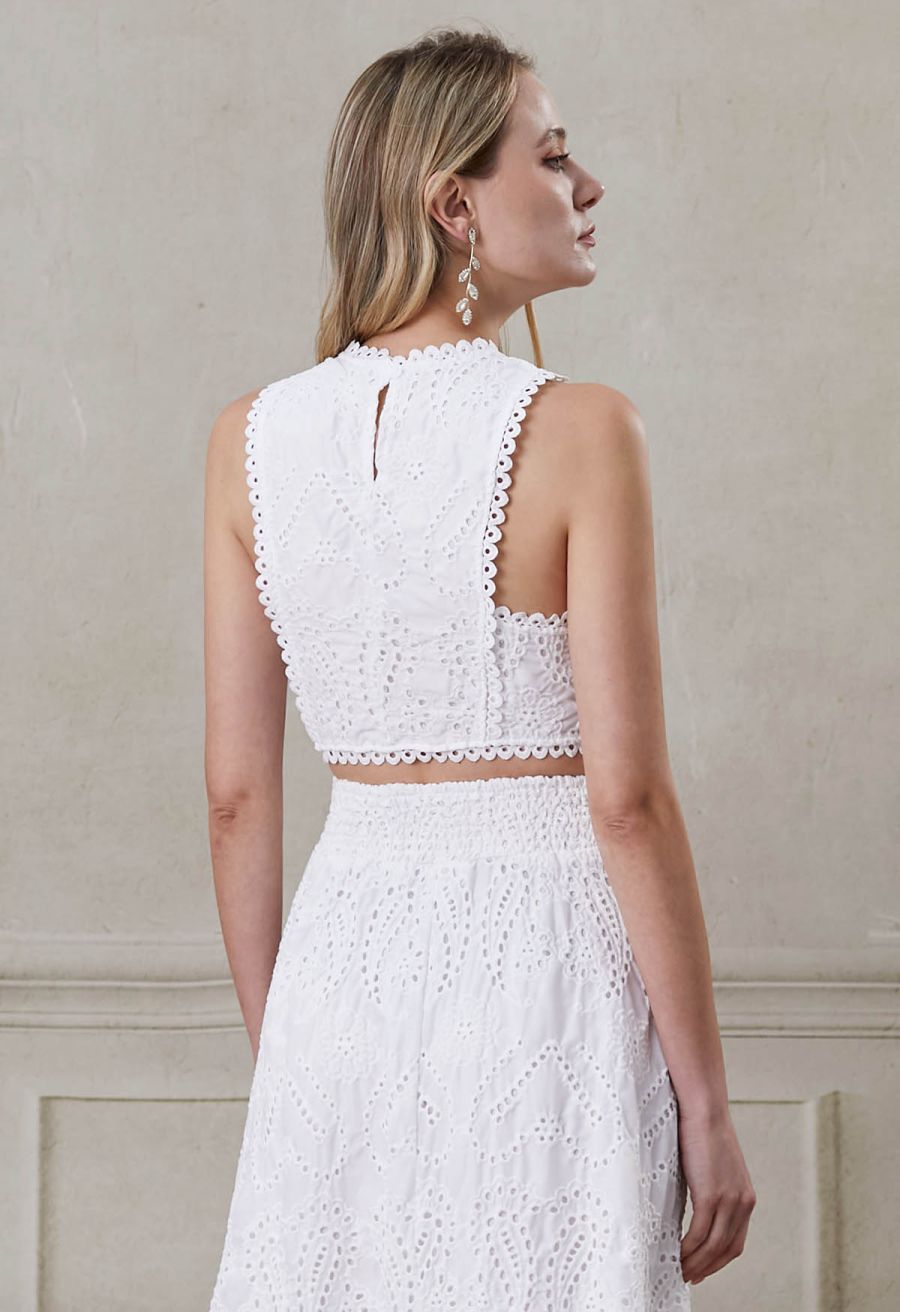 Paisley Eyelet Embroidery Sleeveless Crop Top in White