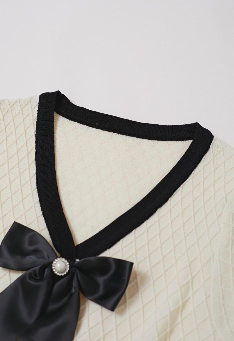 Contrast Bowknot Pearl Button Grid Knit Mini Dress