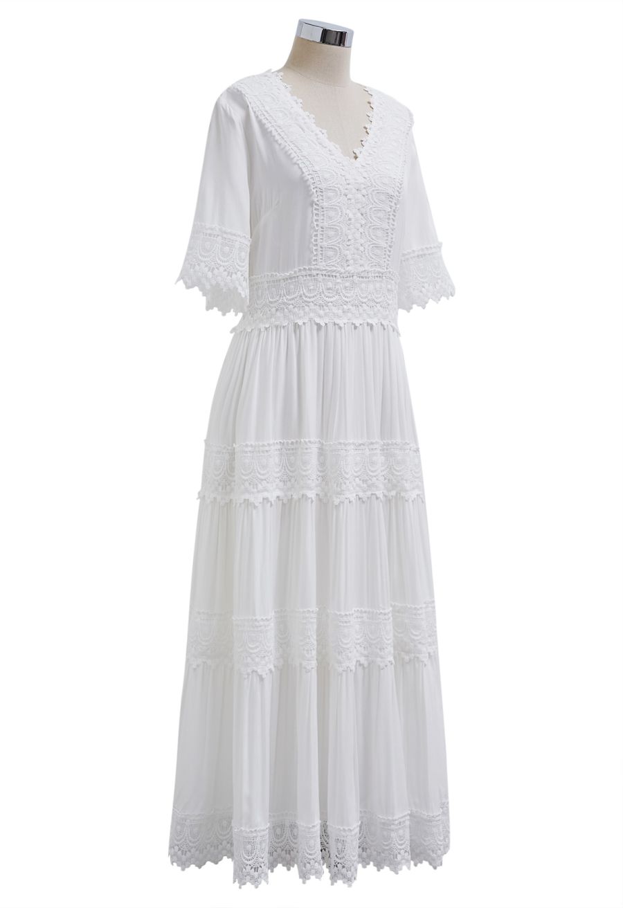 V-Neck Lace Panelled Scalloped Edge Maxi Dress